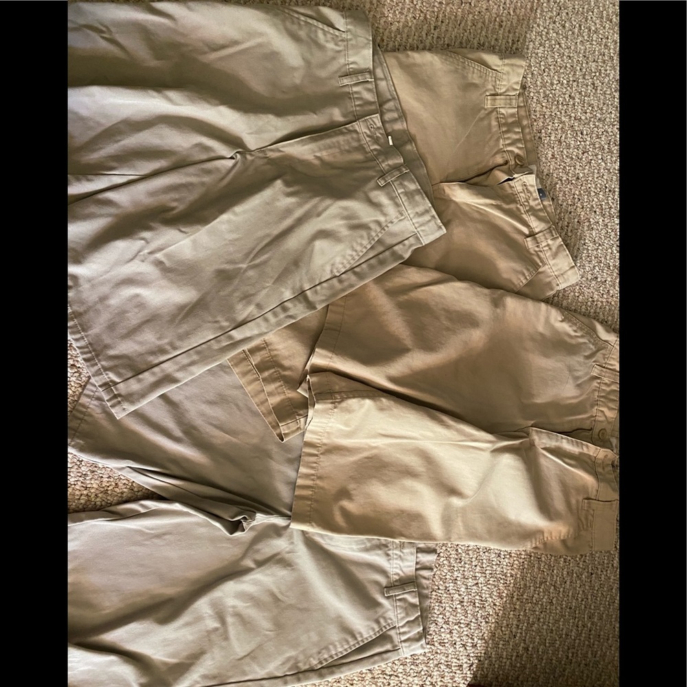 Boys size 18 school uniform shorts